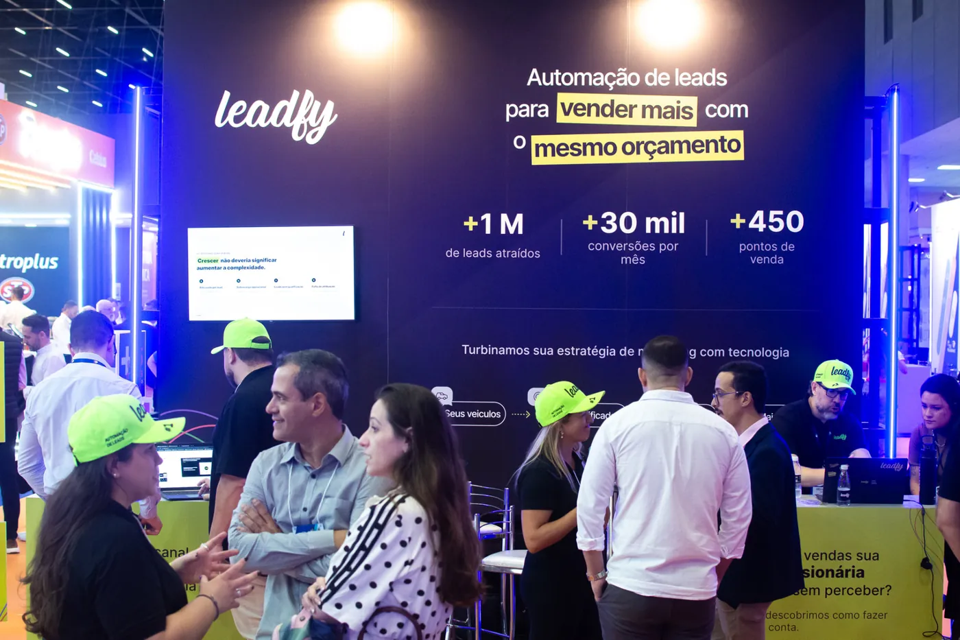 Aurélio Araújo, sócio Leadfy, apresentado em evento